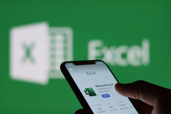 Microsoft-Excel-–-Advanced-Pivot-Table-Techniques
